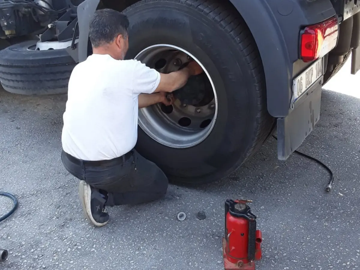 Aydıncık Oto Lastikçi